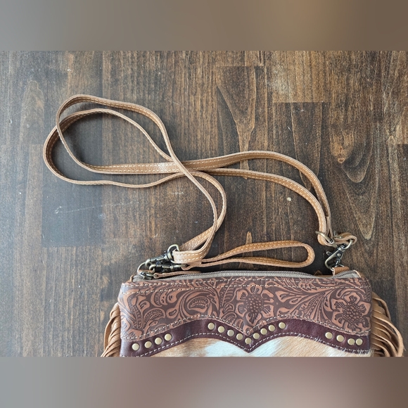 Myra Fringe Purse - Picture 3 of 9